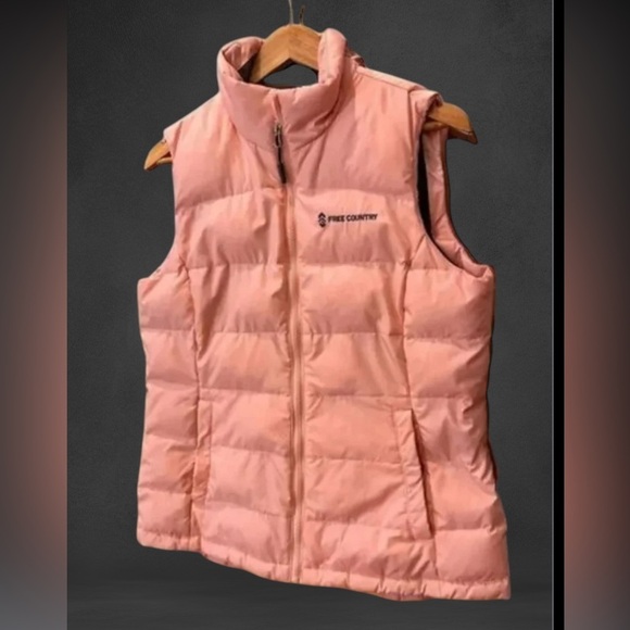 FREE COUNTRY WOMEN'S LIGHTWEIGHT SOFT & COZY DOWN VEST, PINK VARIETY SIZE Medium - Picture 1 of 8